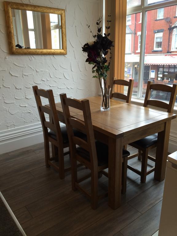Somerset House Apartments แบล็คพูล ภายนอก รูปภาพ