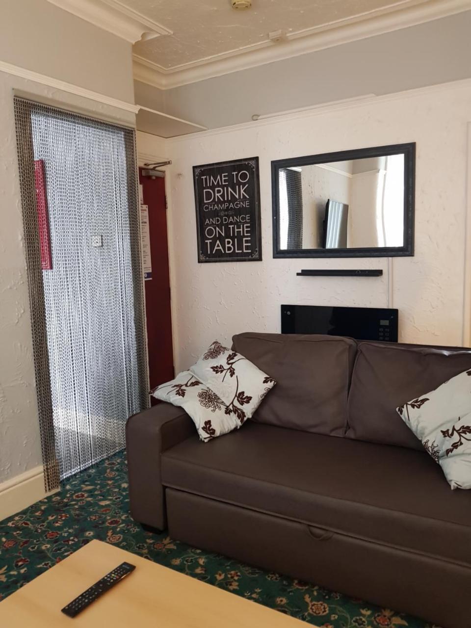 Somerset House Apartments แบล็คพูล ภายนอก รูปภาพ